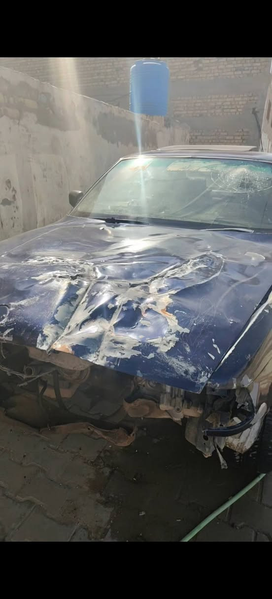 سلام عليكم للبيع سياره بيه حادث  بجم جه وحده مكينه بطه  رقم بصره راعيه بلكوت سنويه صاقطه عليه غرامه 400الف السياره بلكوت حي الشهداء تحويل مباشر سعر 15ورقه بيه مجال  رقم تلفون ***********/***********
