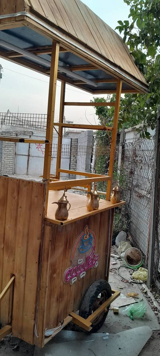 مرحبا اخوان مكلف بالنشر عربانه شاي وقهوه العربانه حاليا متروكه بس شي راقي ومرتبه للبيع سعرعا 400 الف المكان بغداد الكرخ  للتواصل ***********
