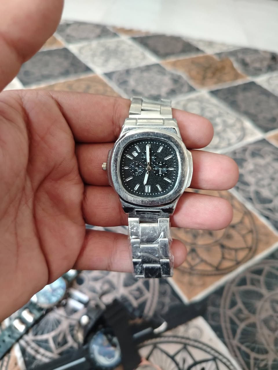 ساعات مميزه كوالتي عالي غنيه عن تعريف بسعر مناسب ويوجد توصيل جميع المحافضات


**إذا كنت صاحب هذا الإعلان وتريد حذفه لأي سبب، رجاءا أرسل رسالة إلى الدعم الفني**