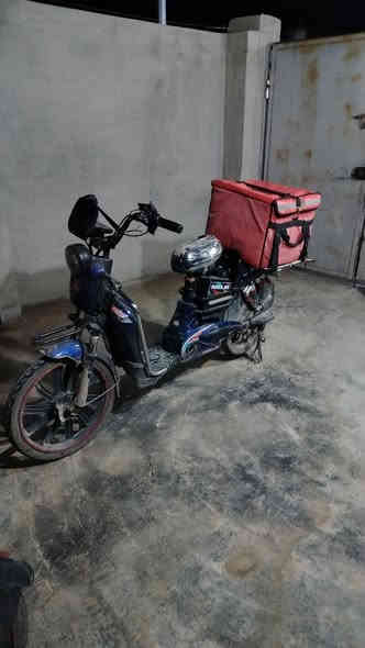 السلام عليكم ورحمة الله وبركاته  موطور شحن للبيع كلشي شغال نضيف عايزو غسله السعر 225🔒🔒الرقم ***********
