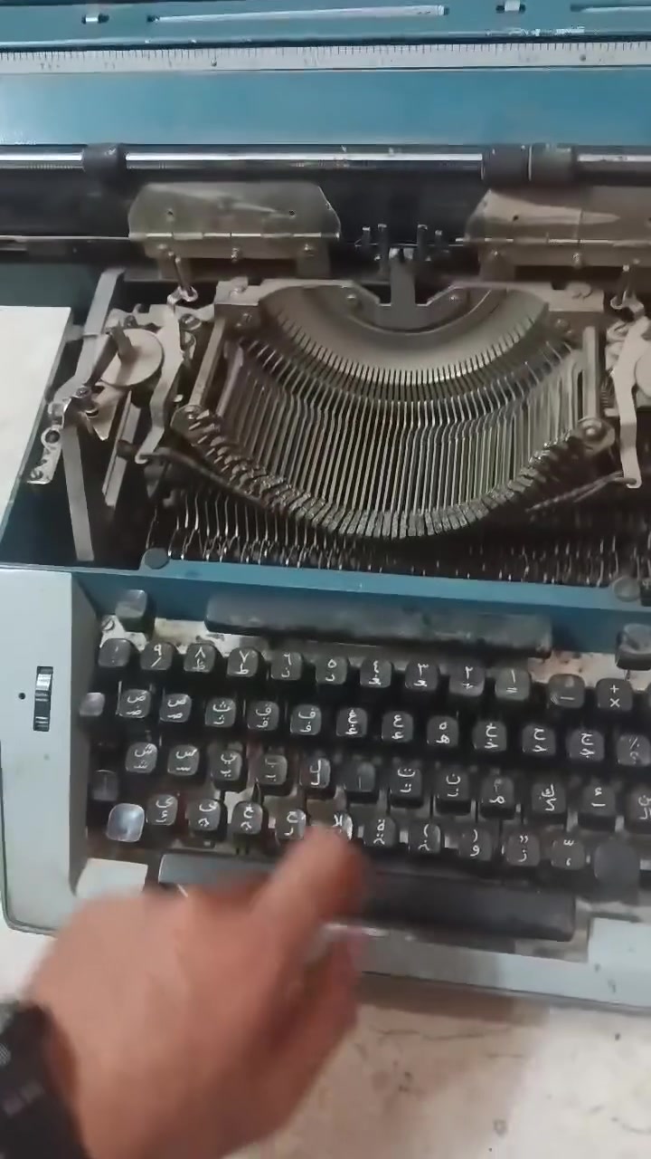 طابعة عربي حجم كبير نقص حبر صناعة ألماني🇩🇪 سعرها 85الف مع توصيل ***********
