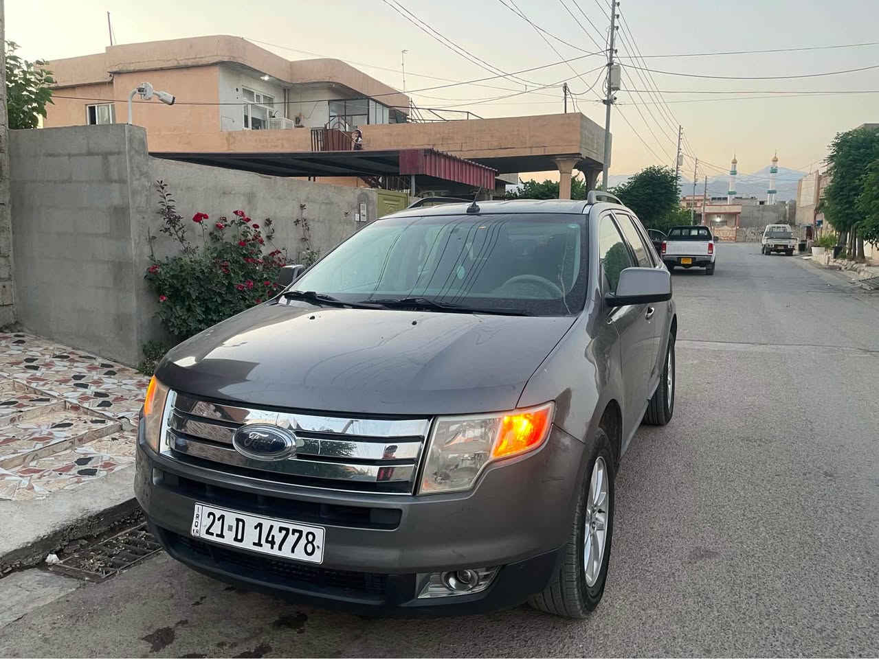 فۆرد ایدج مۆدیل ٢٠١٠بێ بۆیاغ بێ ساردو تەعدیل مكینە٣٥٠٠شەش پستۆن نمونە ی جوانیو خاوێنی  بێنوقسانی بێ كاڵ بونەوە دەبڵ ئەكسل  شەریكەی نیڤا چوارتای نوێ  توندوتۆڵی بەشەرت تبرید ساردوگەرم بەشەرت گێڕ مەكینە بەشەرت  سەنەوی تا٢٠٢٩ شوێن سەنگەسەر ژمارە تەلەفۆن *********** تكایە گەرموشتەری نیت  پێویست بەنامەو نامەكاری ناكات بشدار, السليمانية
