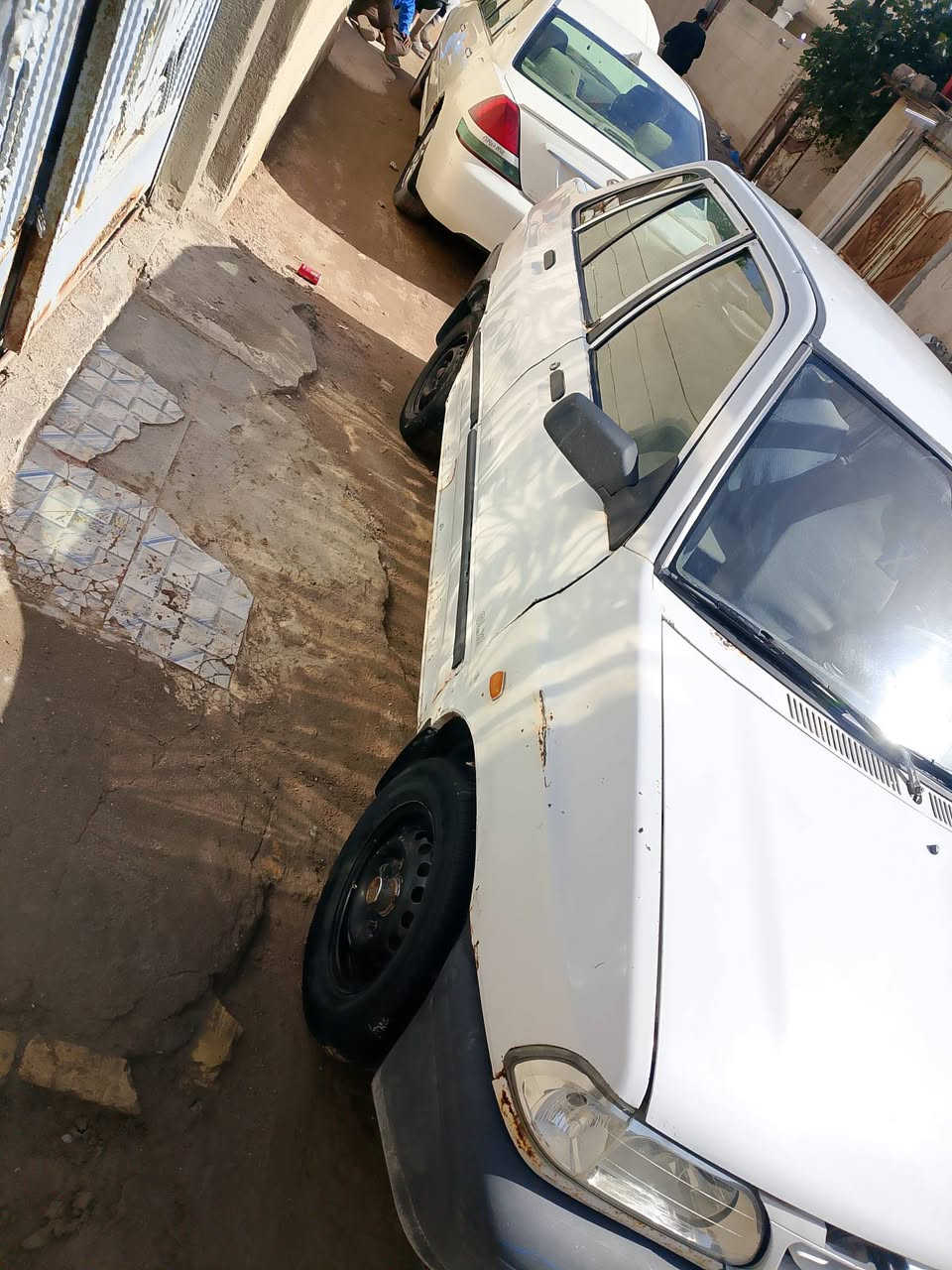 سايبا مديل 2009 بسمي سنويه مامنتهيه بيه بعد 4 شهر مصفر غرامات ابيع كوم حديد سعره 22 وبيه مجال قليل مكينه وكير خير من الله ولبدي شوف العين ***********
