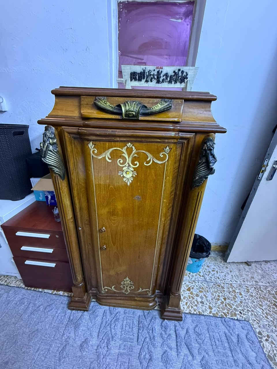 غرفة تفصل درجه أولا بغداد الكسره ***********
