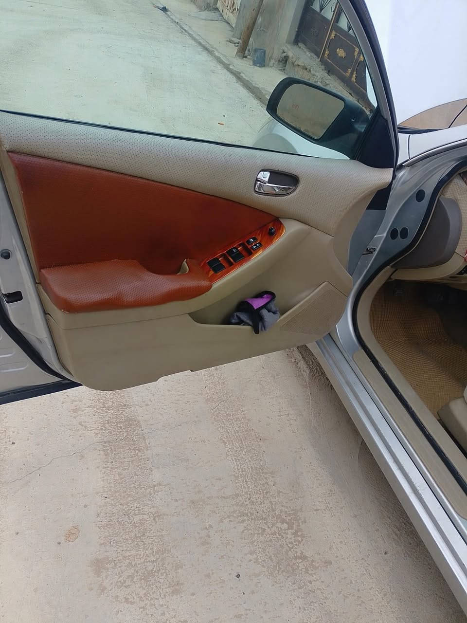 سلام عليكم نيسان اولتمه 2008 رقم سلمانيه
سياره خير من الله رقم جديد سنويه جديده هزه جديده 
كير خير من الله
المحرك بي شويه صرف بدون بخار بدون اي شي
بعد مابيه اي نقص 
بصمه تشغيل 
بصمه بواب
وارد خليجي مابيه اي ضربه سياره صبغ عام اثر جراد مابيه لو قطره معجون شغل وطلع 
وبل عافيه عل ياخذه شاهد الله سياره مال بيت كلش حلوه بل واقع
المكان قضاء جلولاء رقم ***********
سعره ٧٦ 
مامتواجت عل فيس
