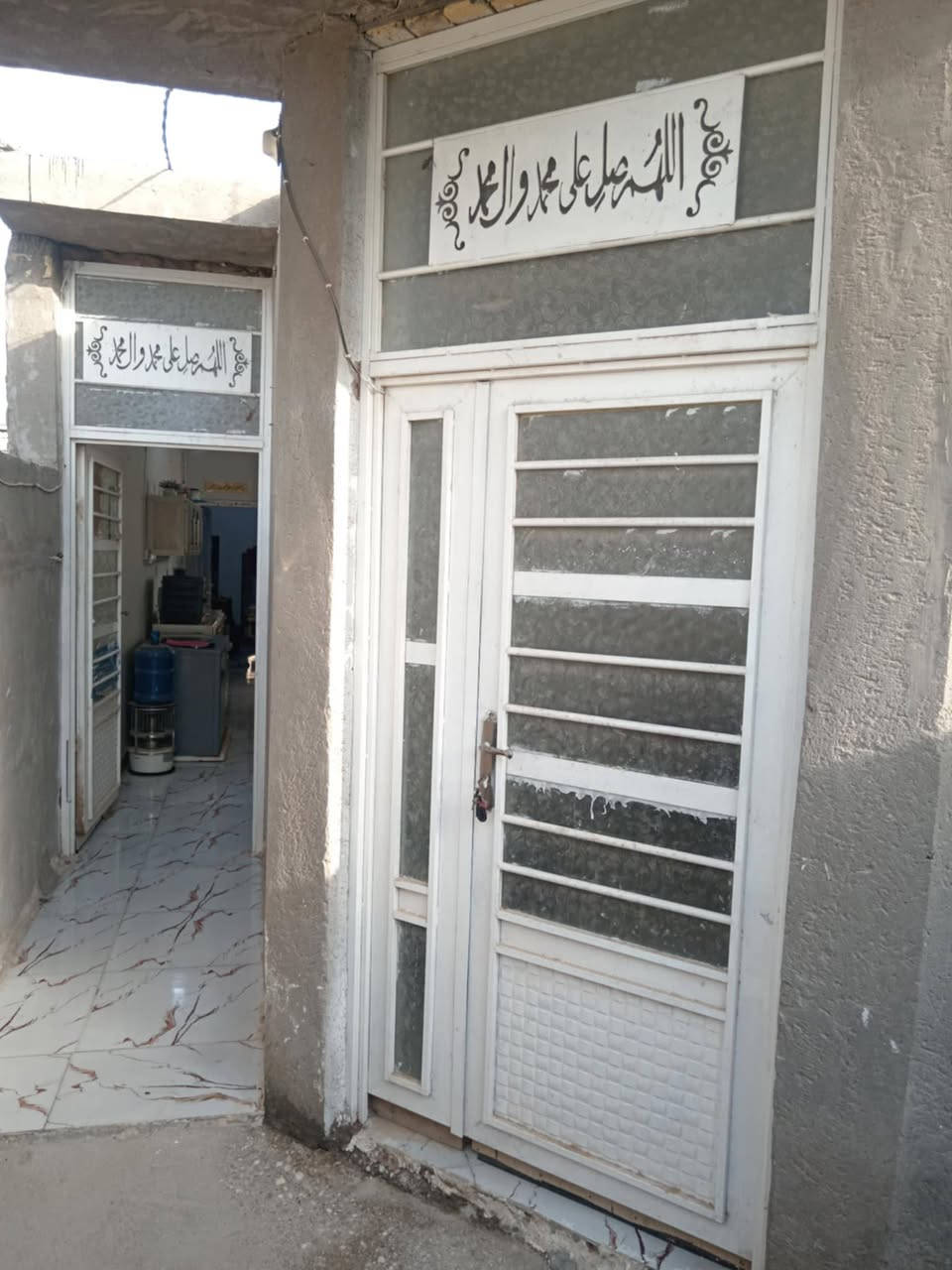 بيت للبيع في حي الحكيم نزله شارع كاظم عطوف بنهايه مساحته ١٢٠ متر طابق واحد بناء بلوك جاهز للسكن السعر ٢٥ وبي مجال مرقم من قبل البلديه الشراي يراسلني خاص انطي رقم راعيه


**إذا كنت صاحب هذا الإعلان وتريد حذفه لأي سبب، رجاءا أرسل رسالة إلى الدعم الفني**