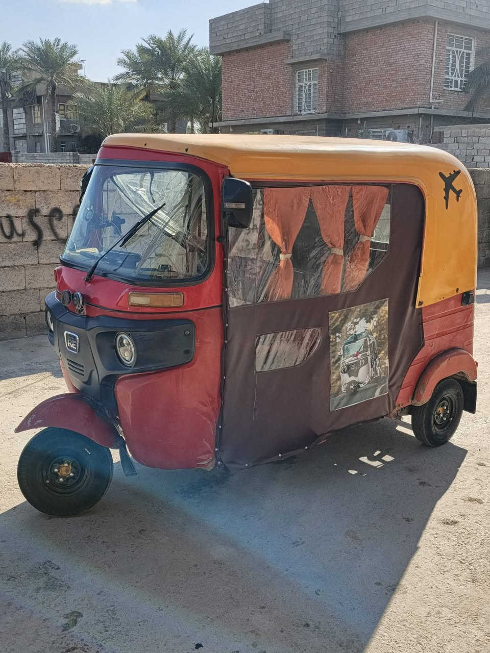 السلام عليكم
تكتك موديل 18 مرقمه خير من الله صار شهر من جفتت تجفيت شركه 

أكسل بدلته مال واحد وعشرين تايرات جدد دوشمه جديده باتري جديد نضيفه خير من الله الدوسات بيهن خياس كلش بسيط والصفحة بيهة بارد 

السعر خاص أو الاتصال *********** 

ملاحظة الجادر مو ياهة تريد اشدلك واحد تريد ينكطعن فلوس الجادر من سعرها 

مكانها ديالى خان بني سعد
