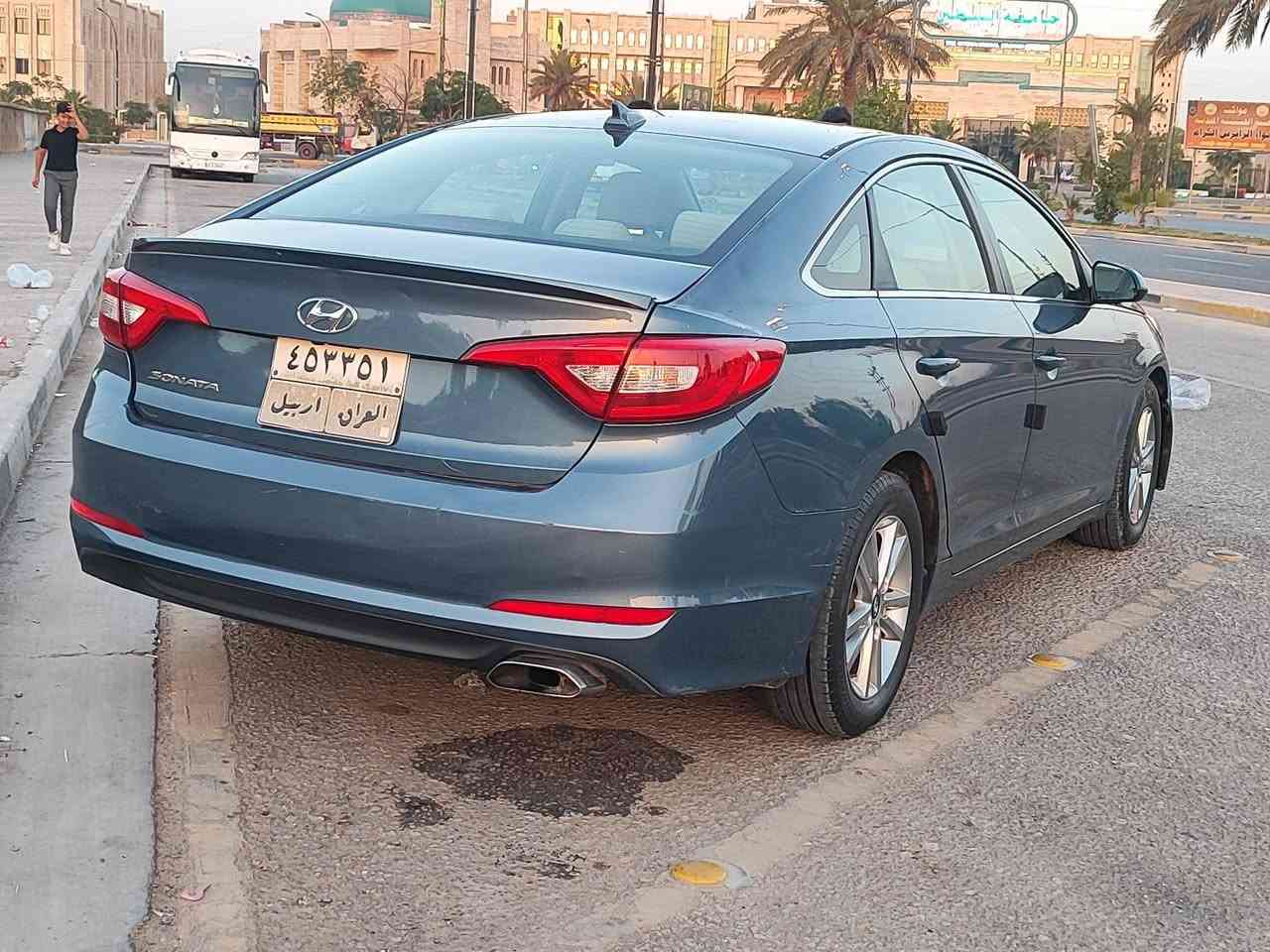 السلام عليكم
سوناتا

2016

امريكي محرك GDI 2400

حادثها بنيد تبديل وثلاث قطع صبغ

تبريد تدفئه
حداديه جديده فول 

السعر 105 وبيها مجال للشراي

.

. 

مكانها كربلاء

صاحب السياره

***********
