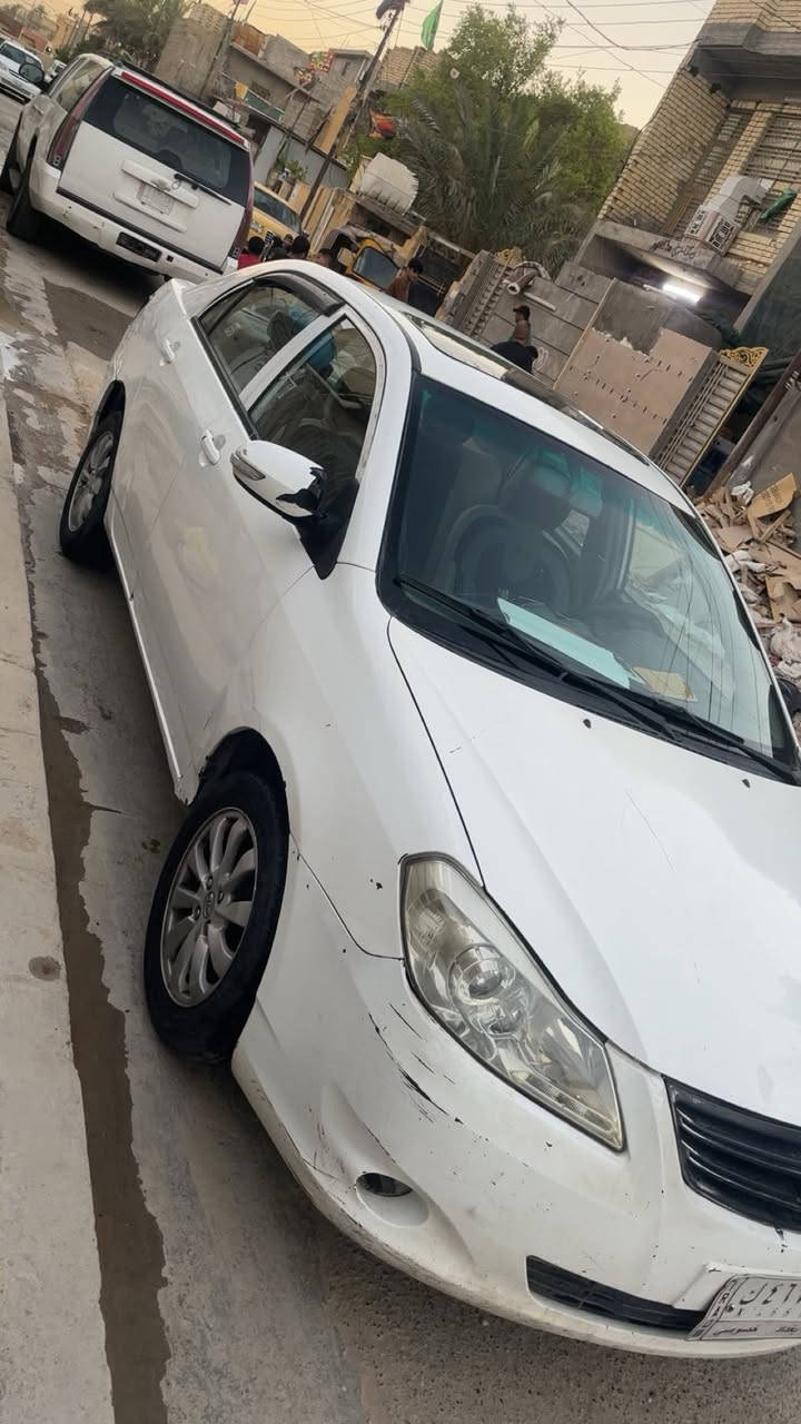 بيويد موديل 16 
كير ومحرك  كورلا نحله 
G3
ك

رقم بغداد 
تحويل ثاني 
السياره كفاله عامه من الضربه 
فتحه سقف اشيار بل مري  
للسياره جاهزه 
رقم ***********
