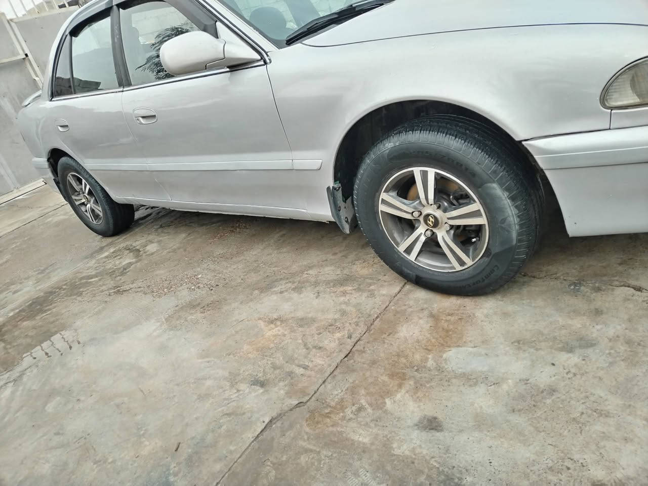 سلام عليكم سوناتا تو موديل 4 رقم جديد هزه جديده بسمي ل 2030سياره مكفوله من المعجون محرك وكير جددد سياره مال بيت خير من الله 45وبيه مجال ***********
