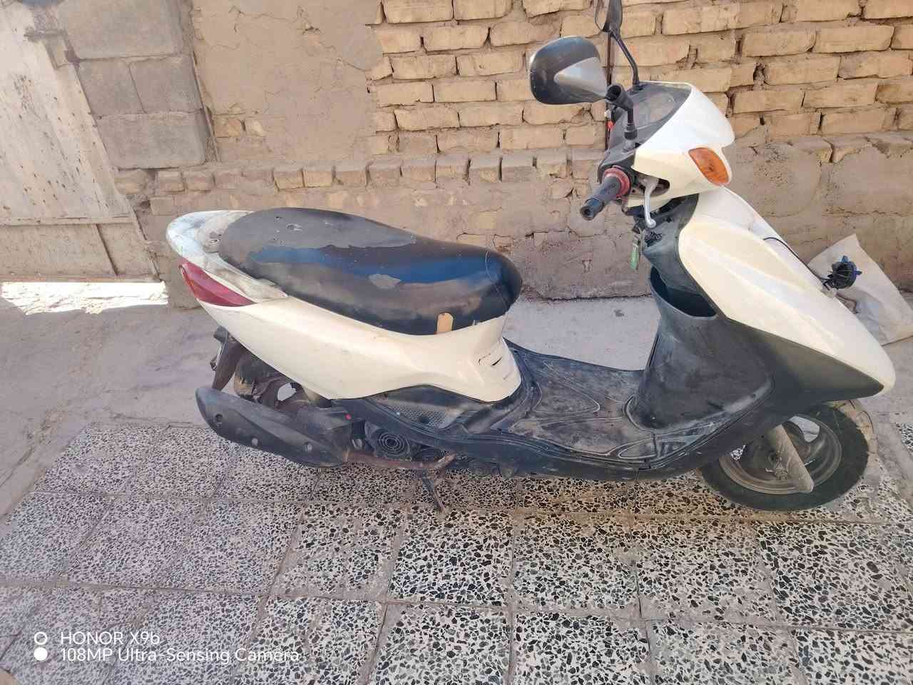 السلام عليكم بريز كابريتر الداجه كهربائيات شغاله سلف هندر اشاير لايت عالي ناصي مكينه مافتوحه فقط مبدل ولفات مكينه خير من الله بس بيها صوت بل الاكسل تيرات جدد بنزات جدد تجي وتشوف الداجه مكانها بغداد بوب الشام السعر 450وبيها مجال رقم***********
