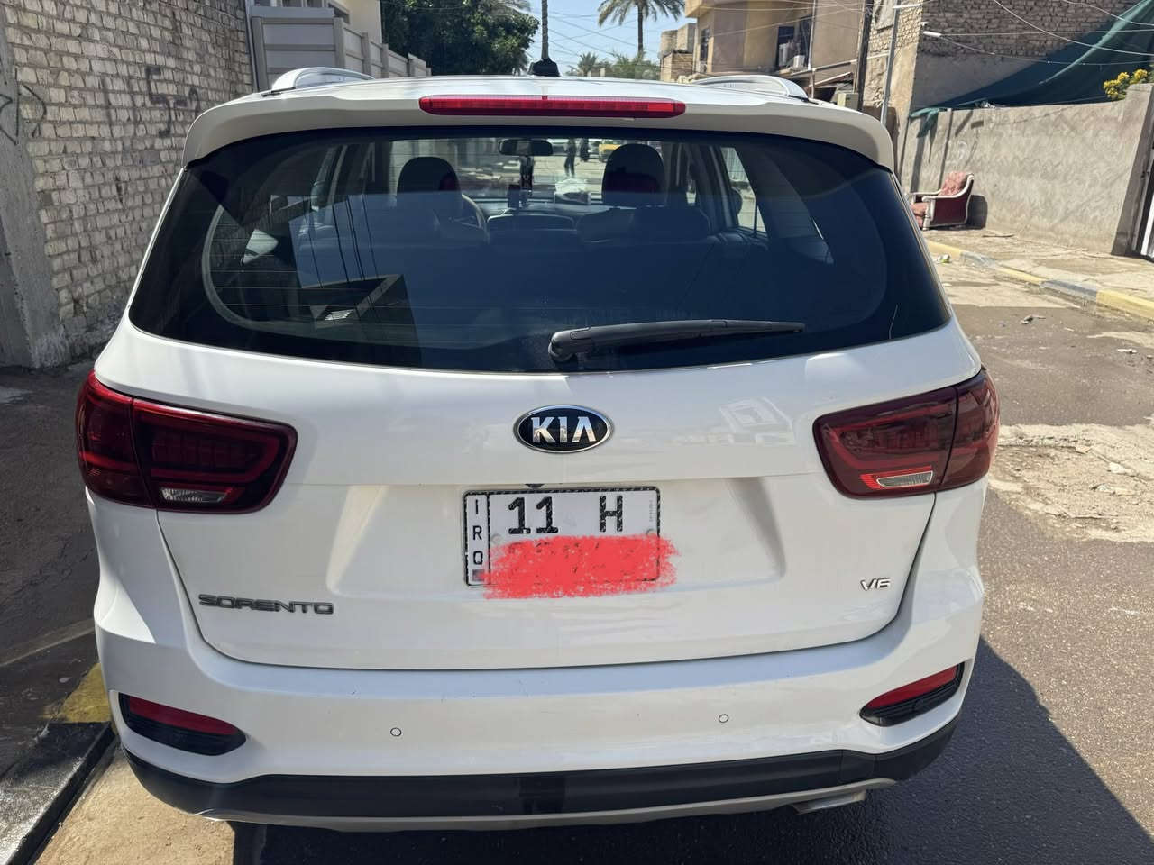للبيع كيا سورنتو موديل ٢٠٢٠ خليجي بغداد ٦ سلندر سنويه بسمي مكاني بغداد
بصمه تشغيل 
تبريد ٣ قطع 
٣ انضمه 
جنطه كهرباء
٧ راكب
بانوراما
٤ كامرات
مري شفط
بصمه ابواب
السونار مرفق بالصور 
السعر ٢٧٠ وبي مجال بسيط
(***********) واتساب فقط

