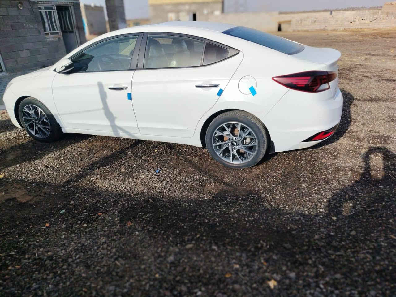 انترا للبيع موديل 2020
مكفوله كفاله عامه
سياره فول فول
رقم بغداد السياره بسمي

العنوان------ميسان --------قضاء الكلاء
الرقم--------***********
