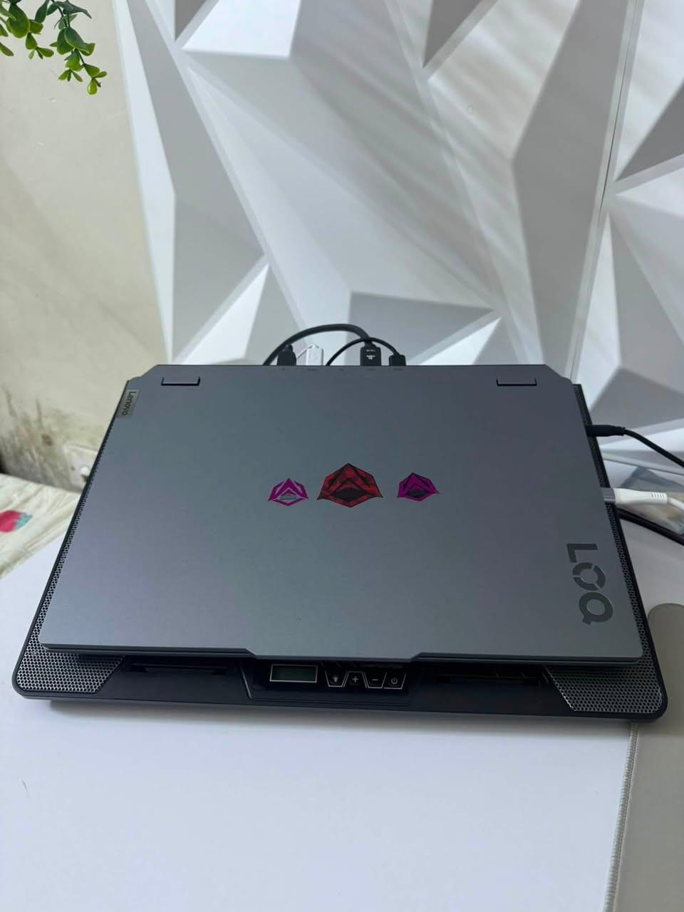 سلام عليكم عندي لابتوب للبيع
LENOVO LOQ 15/UKPS
المواصفات:
Cpu:CORE 17 13650HX

Storage: 512GB SSD NVMe

RAM:24GB DDR5

GPU:NVIDIA RTX 4060 8GB

◉

Display: 15"FHD 144Hz

O.S:DOS
استعمال 6  اشهر تقريباً وقليل مشتغل نظيف جداً
اني ماخذه بمليون ونص 
السعر : مليون و300 نظافة فولل وبي مجال بسيط 

واتساب :***********
مكاني بغداد

