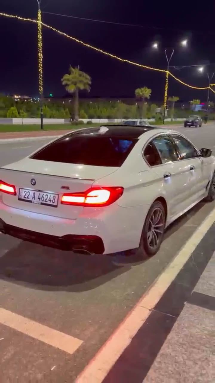 BMW 540i 2017 
بێ بۆیاغە هیچی نیە زۆر زۆر خاوێنە 
مەکینەی 6 پستنی  B58  گەورە 
سەعر ٢٧٠ مەجال شوێن سلێمانی أربيل, العراق


**إذا كنت صاحب هذا الإعلان وتريد حذفه لأي سبب، رجاءا أرسل رسالة إلى الدعم الفني**