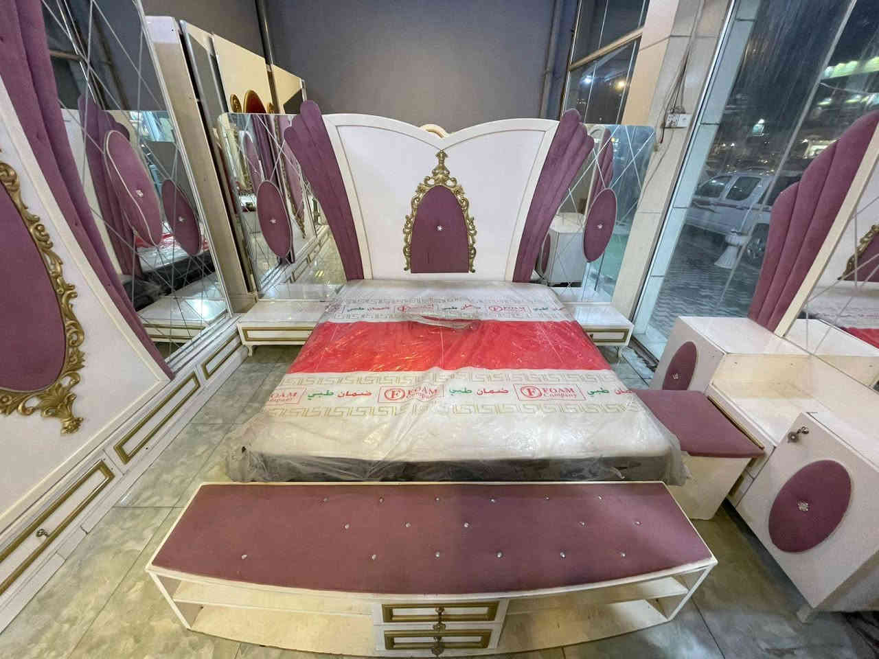 ٥٢٥ الف مع النقل والشد الطابق الأرضي داخل محافظة النجف الاشرف ***********
