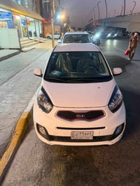 كيا بيكانتو ٢٠١٥ بيها صبغ بالباب العكس السايق الخلفي مواصفات عادية   ت...