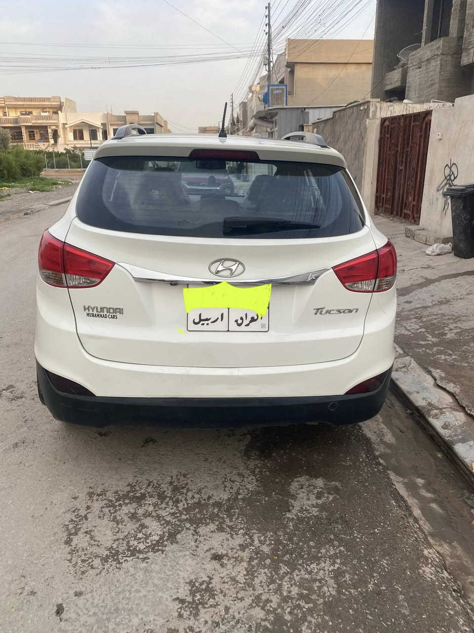 تكسون 2011 بانوراما بدون صبغ فقط شبر باردً محرك ممفتوح *********** السعر 140ومجال
