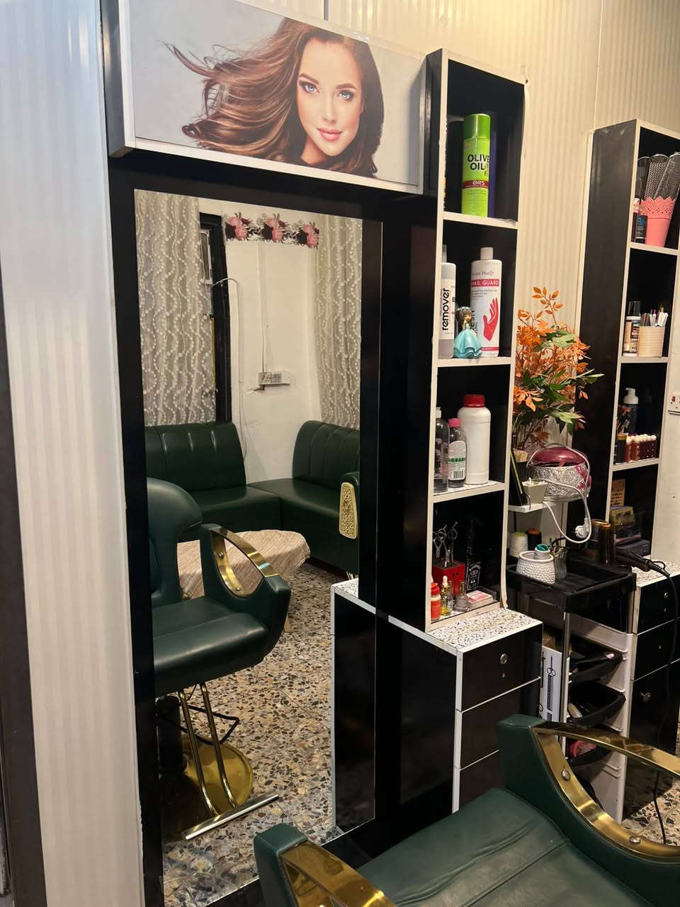 غراض للبيع كل حاجه سعرها وكلهن جديدات المكان كفاءات السيديه


**إذا كنت صاحب هذا الإعلان وتريد حذفه لأي سبب، رجاءا أرسل رسالة إلى الدعم الفني**