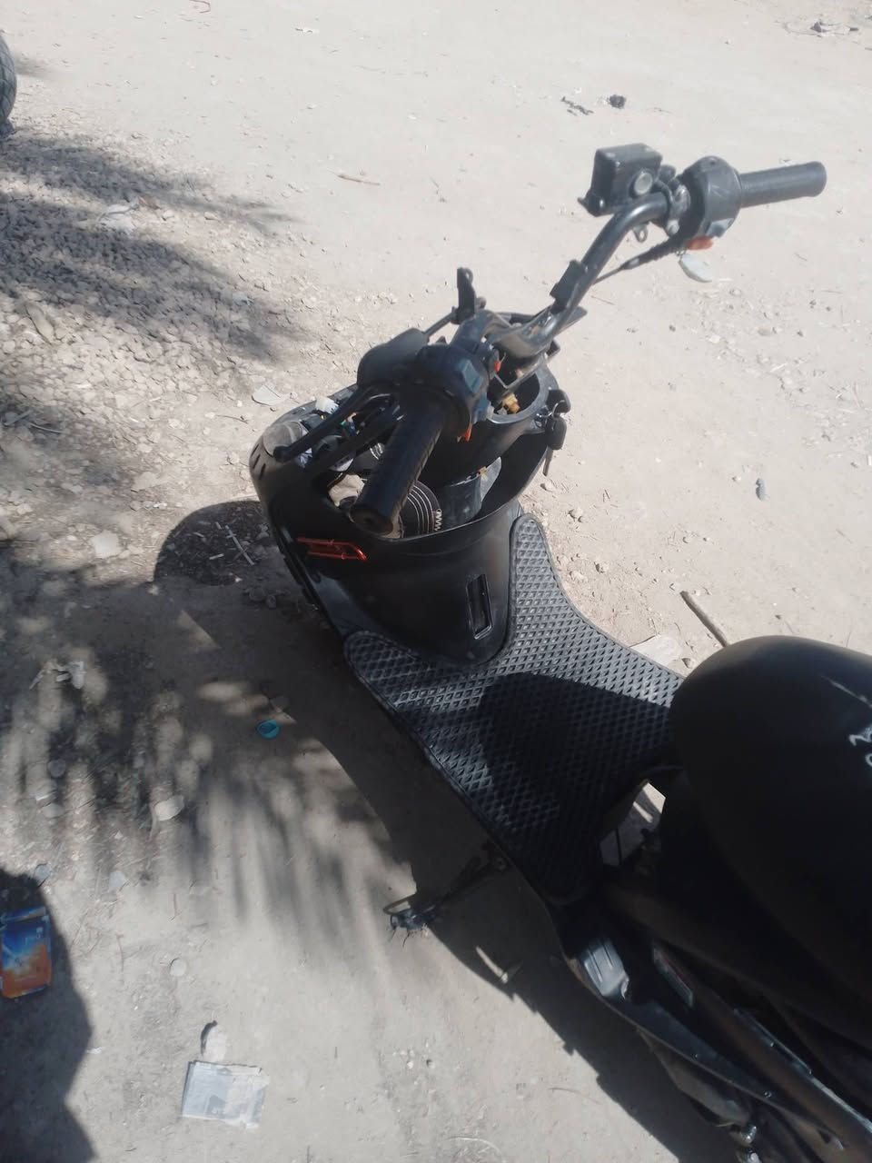 السلام عليكم دراجه ماكس عدله 49 بلادي كهربائيات كله شغال دراجه مكينه ناعمه لا تبخيرا ولا تنقيص افحص واخذ السعر 450 وبها مجال مكاني النجف حي الوفاء هذا رقمي***********
