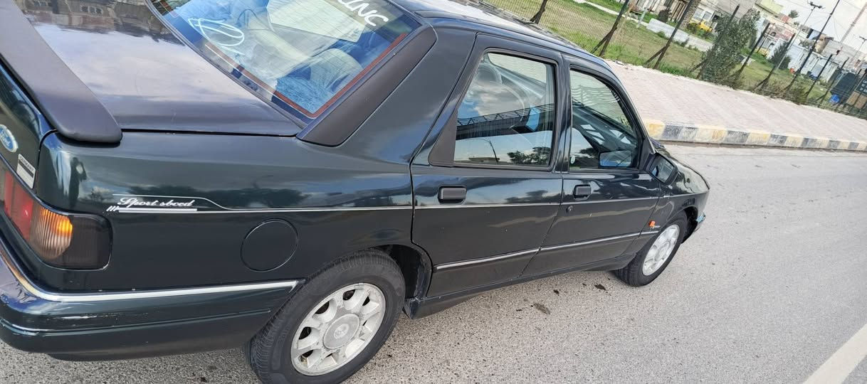 السلام عليكم ورحمه الله وبركاته 
فورد سيرا للبيع 1992
صبغ عام جماليه 
كير عادي محرك 20 قبغ اسود المرغوب محرك  شرط 
تبريد تدفا شغال تخم امامي خلفي شرط دبلات امامي خلفي تخم تيرات جديد باتري جديد استيرن مجمع كامل مل كيا ريوزينون علي ناصي  شاشه سماعات مال اوباما شاد عليه فضل من الله السياره ما يعوزه بس ستر الله سنويا لل 27شرط  التحويل مكاني *********** كورك ***********
