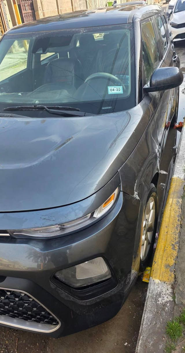 السلام عليكم بيع مستعجل كيا صول موديل 2021  رقم بغداد باسمي المواصفات S رادرات مكينه 2000دوش توقف ذاتي تحديد مسار بيها تلحيظات بسيطة ممسويها موضحة بالصور وصور الحادث بلمنشور كلشي واضح سيارة جديدة ماشيه 24 الف
 السعر 125$  ورقه قفل مكاني بغداد الشعب


**إذا كنت صاحب هذا الإعلان وتريد حذفه لأي سبب، رجاءا أرسل رسالة إلى الدعم الفني**