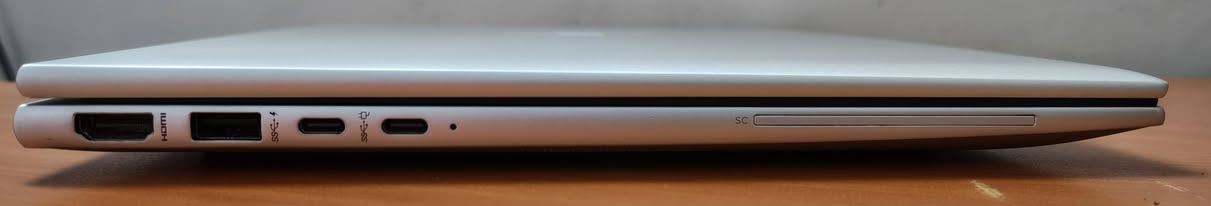 السلام عليكم لابتوب للبيع انتاج حديث جودة عالية للبرامج الهندسية برمجة تصاميم جيل حديث العاب متوسطة سوبر سلم HP مواصفات 

معالج رايزن 5 برو 6650U يوازي الجيل 14
رام 8 كيكا DDR5 الحديث مو 4 
شاشة دقة FHD بدون حواف بنل IPS افضل شي 
كرت شاشة راديون 4 كيكا
كيبورد ضوئي
الجهاز بالكامل من المعدن جودة تصنيع عالية 
شحن تايب + مدخل تايب سي ثاني 
وندوز 11 اصلي او 10 برو
السعر 500 الف بي مجال بسيط
لابتوب كلش نضيف ممتاز للدراسة الهندسية برمجة العاب متوسطة جودة عالية خفيف سلم


**إذا كنت صاحب هذا الإعلان وتريد حذفه لأي سبب، رجاءا أرسل رسالة إلى الدعم الفني**