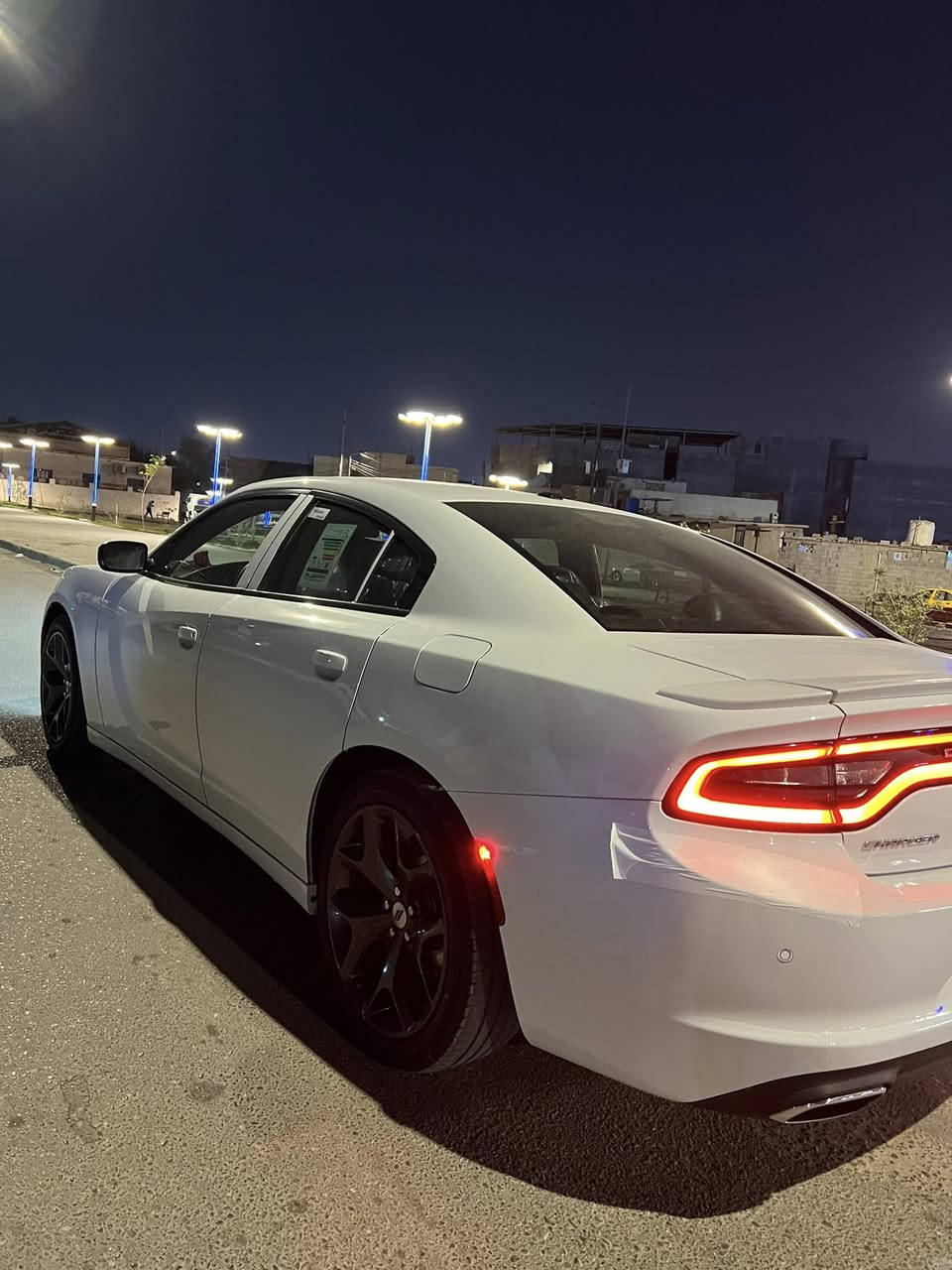 السلام عليكم جارجر رالي بلص 2017 فول مواصفات واحد على واحد كفاله عامه حتى الدعاميات رقم اربيل سيارة جديده كارتون 
العنوان البصرة المعقل ***********
