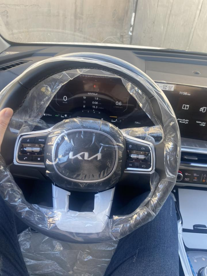 سورنتو ٢٠٢٥ اربعة سلندر فوول مواصفات للبيع رقم أربيل زيرو ماشي الف فقط بعدها بفابلون الشركة ضمان خمس سنوات شركة كيا نيم مكان السيارة أربيل 
المواصفات 
بانوراما 
كشنات جلد بلادي تدفئة تبريد 
أربع كامرات ٣٦٠ درجة 
حساسات امامية ٦ 
حساسات خلفية ٦ 
اوتو ستوب توقف ذاتي عند الرجوع للخلف 
رادار خلفي 
كامرات تشتغل بالدشبول يمين يسار 
كير ماوس 
ويل حجم ١٩ انج
وبعد بيها مواصفات 
سيارة زيرو ماشي فقط الف كيلو 
للاستفسار 
***********
***********
