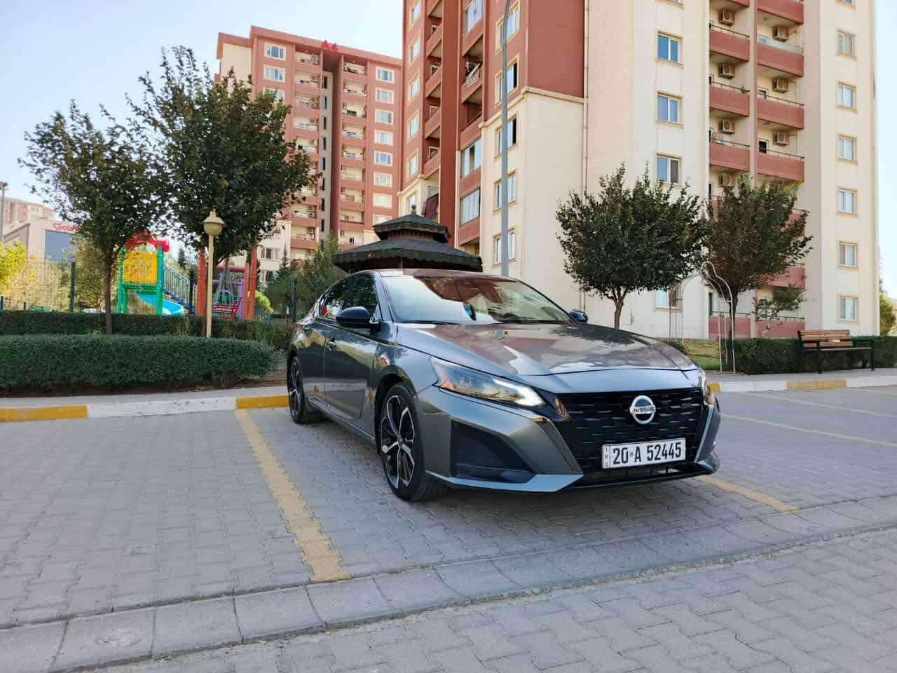 نيسان التيما موديل 23  قطعتين صبغ جامرلغ وبنيد بدون شواصي فول مواصفات SR السعر 165 
وبيها مجال للشراي للاستفسار ***********
