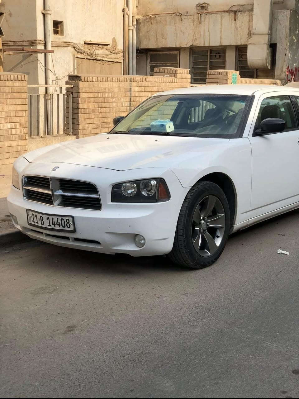 ٢٠١٠ للبيع اي استفسار ع هذا رقم *********** مكاني بغداد وسيارة باسمي سعر ١٢٥ وبي مجال
