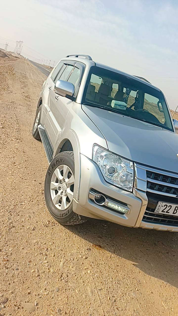 سلام عليكم
باجيرو 2018
السياره بيه قطعه صبغ الجاملغ مال السايق بدون فتح 
رقم الهاتف ***********
السعر185
