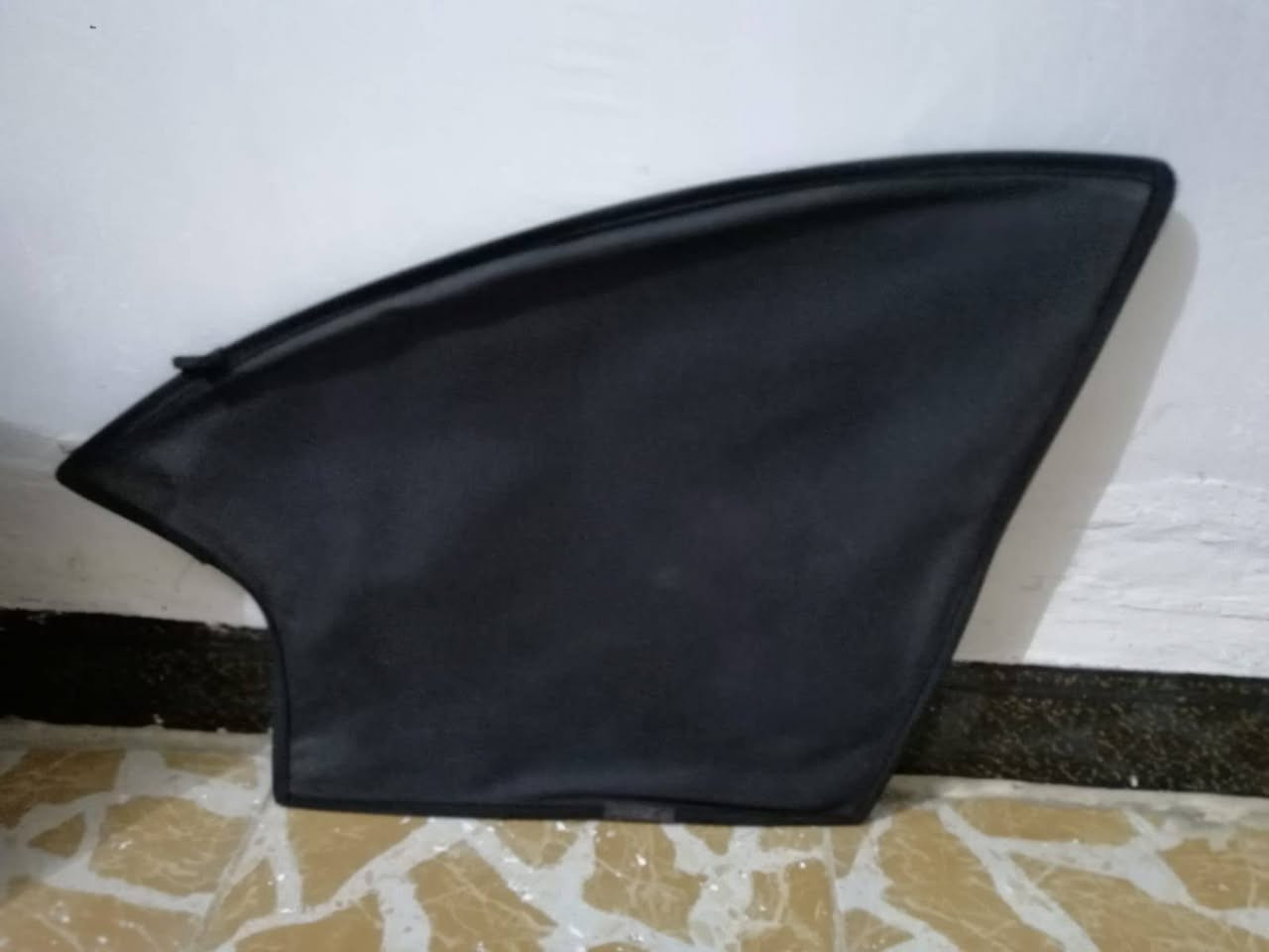 غراض سنتافيا٢٠٠٩ للبيع بردات كوتيةمضللة١٠٠/١٠٠عدد٧ مع فرشةجلدللكشنات الخلفيه مع ساعة دشبول عاطلة، المكان قلعةسكر***********
