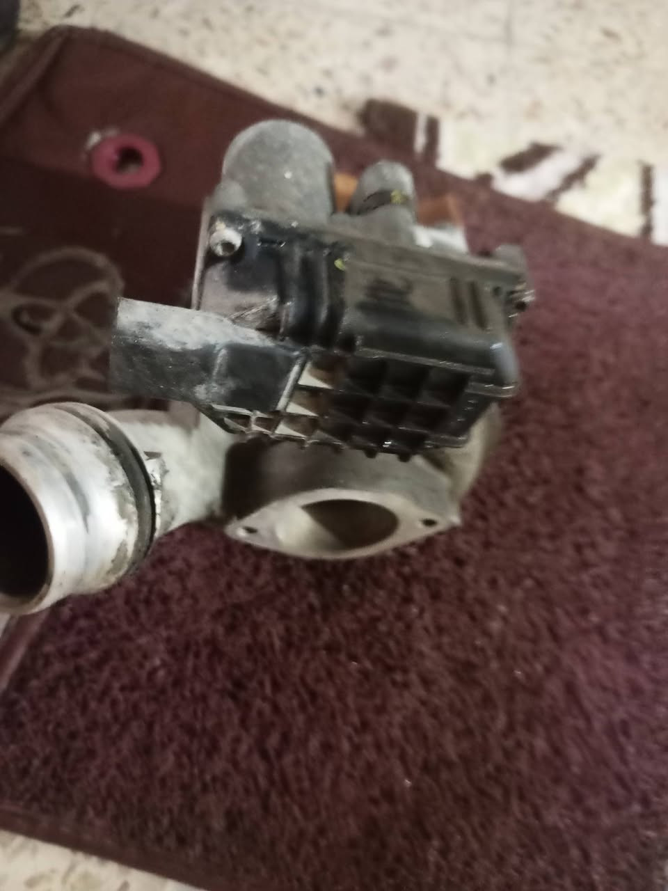 للبيع  سوبر  استاركس دبلو مسكر كان مشدود علا سياره استاركس ( 2019)  كلش نظيف السعر (300) الف الاتصال  على الرقم (***********)مكان البصره
