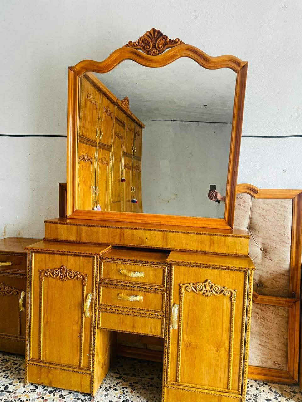 السلام عليكم
غرفه ام  الخمسه ملحق ضهر جرجوبه داخل وخارج صاج سعر 650  وبيها مجال بسيط 
بغداد مدينه صدر واكو توصيل 🚚.


**إذا كنت صاحب هذا الإعلان وتريد حذفه لأي سبب، رجاءا أرسل رسالة إلى الدعم الفني**