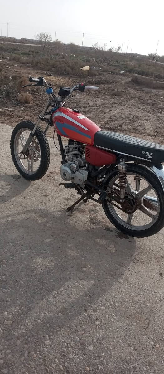 موجود دراجه ايرانيه نظيفه بدون اوراق مكان ميسان كميت ***********
