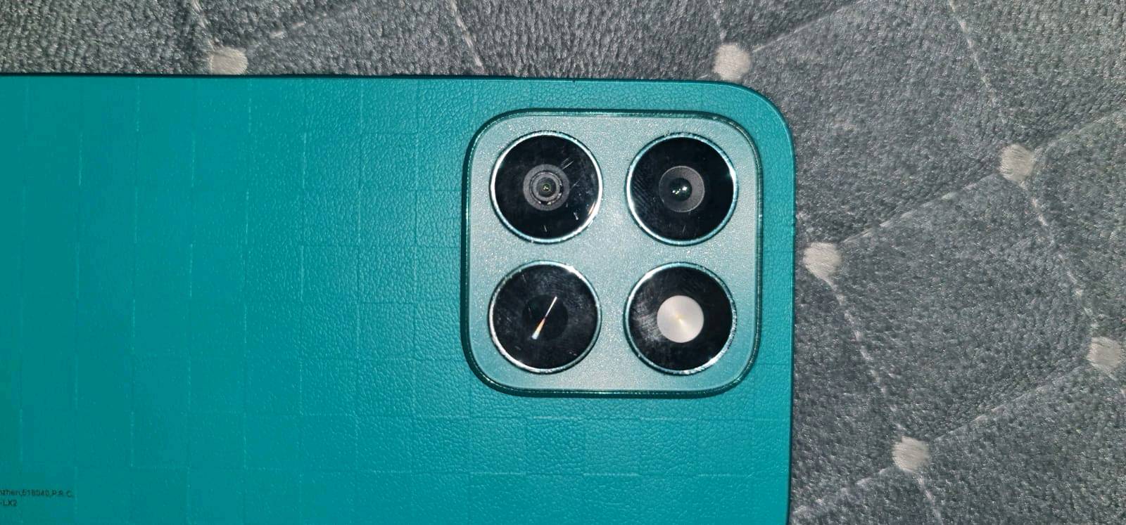 السلام عليكم ...

🟥  هاتف Honor x8c
🟥 مُستعمل مدة قصيرة جدا، وهاتف شغال مابي اي عيب
🟥 الذاكرة الداخلية : 256G
🟥 RAM 8G 
🟥 دبل سيمكارت + بطاقة خارجية
🟥 كامرتين واضحات جدا
🟥 فلاش قوي

✅ FACE ID شغال
✅ بصمة اصبع شغالة

❗️ الهاتف مامبدل اي شي بي ولا مفتوح

السعر : 260 الف د.ع وبي مجال 

📍 الفلوجة - الجغيفي الأولى.

للتواصل والأستفسار  ***********