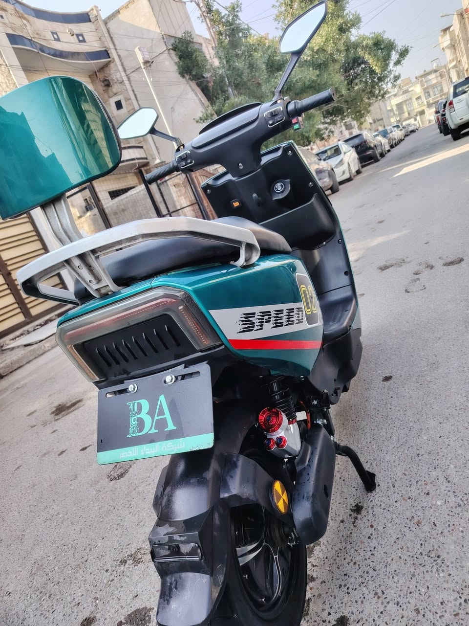 السلام عليكم 
دراجة البيداء الاخضر للبيع
دراجة غنية عن التعريف ٦ بطاريات كبار ملف ٢٠٠٠ واط حقيقي شحنه وحدة تمشيك ٣٠ كيلو سرعته ٩٥ بيه ٣ سرعه شاحنه مالته ام النسبة ومن تفول تفصل من كيفة 
سويج عدد ٢ بصمه تشغيل عن بعد وحده وكارت واحد
سعر ٥٥٠ الف وبي مجال تعال شوفه بعينك واقتنع وسهله ع السعر منختلف مو من تعليق ها شكد نهايته حته اجيك تعال شوفه بعينك وتدلل
تواصل خاص او ع هذه رقم واتس ***********
مكاني بغداد حي الجامعه
