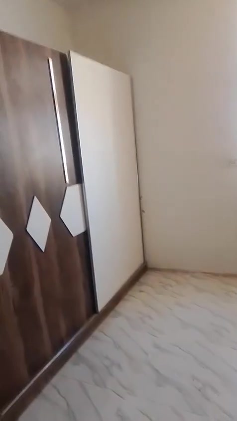 السلام عليكم غراض كلش نظيفه مستعجله على بيعتهم الغرفه ب 250 والثلاجه ب 250 جديده والمبردات الخضراء ب 150 جديده بعدها بالكرتون والبيضه ب 80 والبلازما حجمها 55 ام النت ب 300 والخلاط ب 25 والميز مال بلازما ب 60 اغراض كلش نظيفات شاهد الله القنينه مال غاز ب 70الف مكاني بوب الشام الاصلاح


**إذا كنت صاحب هذا الإعلان وتريد حذفه لأي سبب، رجاءا أرسل رسالة إلى الدعم الفني**