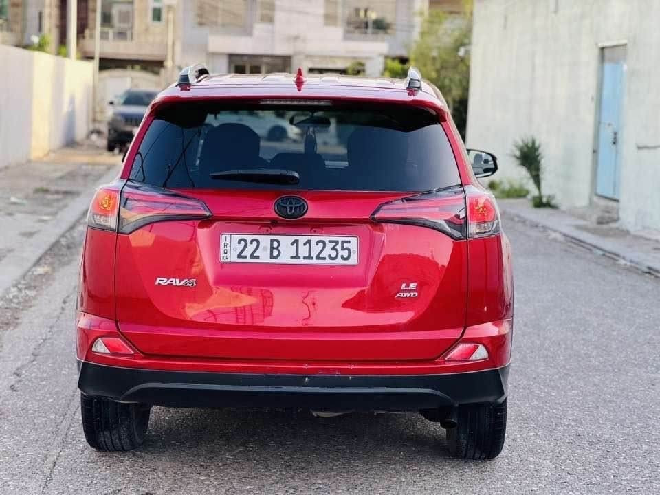 Toyota Rav4 Le 2016
٤٨ مایل رۆیشتووە
٢ پارچە سبوغ
١ بست ساردی هەیە
بێ ناوگرتن
١٤٠$
***********(whatsapp) سوران, أربيل
