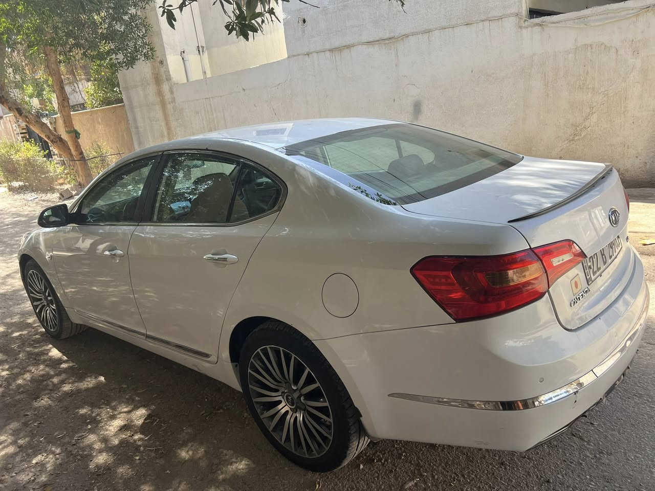 يا الله سلام عليكم رمضان كريم 🌒 حبايبي اليوم جايبلكم فخامة الكوري كادنزه موديل (2011 )
سياره خليجية ماريد اطول عليكم 
سياره مابيها نقص برغي شرط ترايك زيرو 
سياره رقم أربيل تحويل مباشر بسمي 
سونار مرفق بالمنشور مكاني 
صلاح الدين قضاء بلد 
الاستفسار اتصل ( *********** )
