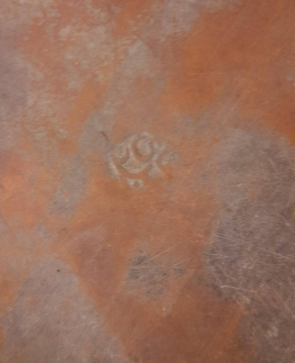 صينيه بغداديه نحاس احمر مختومه بغداد قياس 64 للاستفسار مراسله الصفحه ويوجد توصيل ***********
