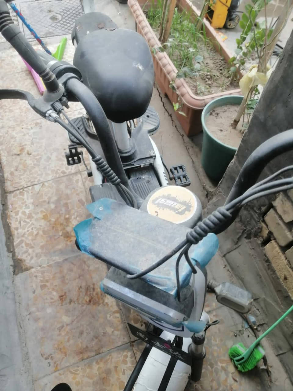 السلام عليكم دراجه شحن دراجه شحن للبيع بها التاير طاق وسكليتر يجلب جديدة متروكة ب175وبيها مجال


**إذا كنت صاحب هذا الإعلان وتريد حذفه لأي سبب، رجاءا أرسل رسالة إلى الدعم الفني**