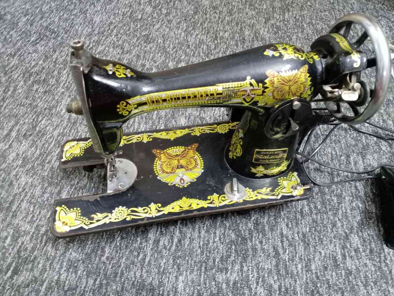 مكينه فراشه شغاله تحتاج تضبيط براغي وزيت بس لان متروكه


**إذا كنت صاحب هذا الإعلان وتريد حذفه لأي سبب، رجاءا أرسل رسالة إلى الدعم الفني**