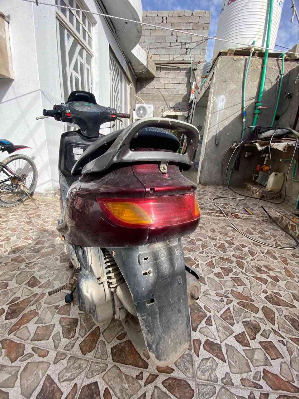 السلام عليكم دراجه فراشه للبيع بسعر 500 الف وبيها مجال او المراوس بدراجه ايراني نظيفه مكاني ابي الخصيب حمدان للتواصل رقم الهاتف *********** ابو الخصيب, البصرة
