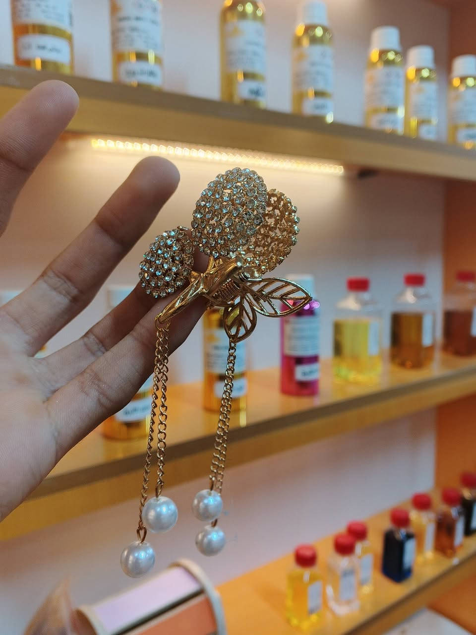 يوجد توصيل داخل الناحيه 
متوفره عطور


**إذا كنت صاحب هذا الإعلان وتريد حذفه لأي سبب، رجاءا أرسل رسالة إلى الدعم الفني**