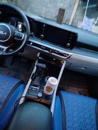 سياره K5 للبيع موديل 23 خليجي سياره بيه قطعه وحده صبغ جاملغ خلفي فقط ص...