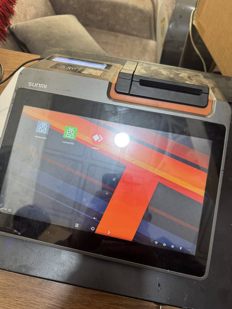 السلام عليكم
كاشير sunmi T2  لمس  طابعه و دفع ماستر بي 

سريع جدا .. بلوتوث و واي فاي 

البرنامج منه وبي 
يطلع احصاءيات و يشوفك شكد ربحك و شكد مصاريف كامل 
مع بوكس الفلوس 

السعر ٧٠٠ الف 

مكاني بغداد حي جامعة 

*********** واتس اب
