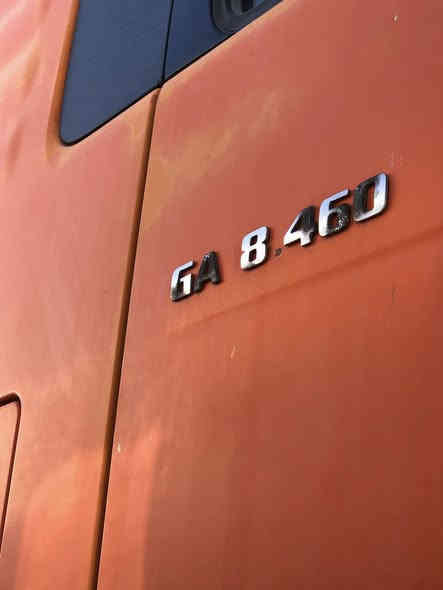 لبيع 
مان 2003
حجم ٤٦٠
كير اوتماتيك 
ثلاجه 
تخم تاير 
تانكي بي منضومه بويلر وسياره طوانج جديد 
الرقم بغداد

وتساب ***********
