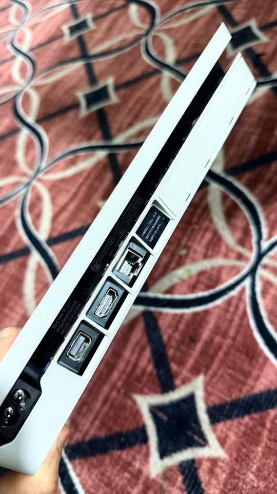 السلام عليكككم
بلي 4 كما موضح بلصوره
ملحقات كامله (كارتونه +كيبل شحن +جوستك ثنين)
و٣ العاب وياه تنزيل مو اقراص
الجهاز بعده جديد كدامكم
السعر 230


**إذا كنت صاحب هذا الإعلان وتريد حذفه لأي سبب، رجاءا أرسل رسالة إلى الدعم الفني**